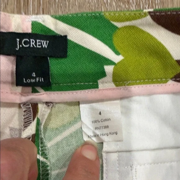 J-Crew Women’s Tropical Floral Green and Pink Shorts Vintage Y2K Low Fit Size 4 - Picture 2 of 8